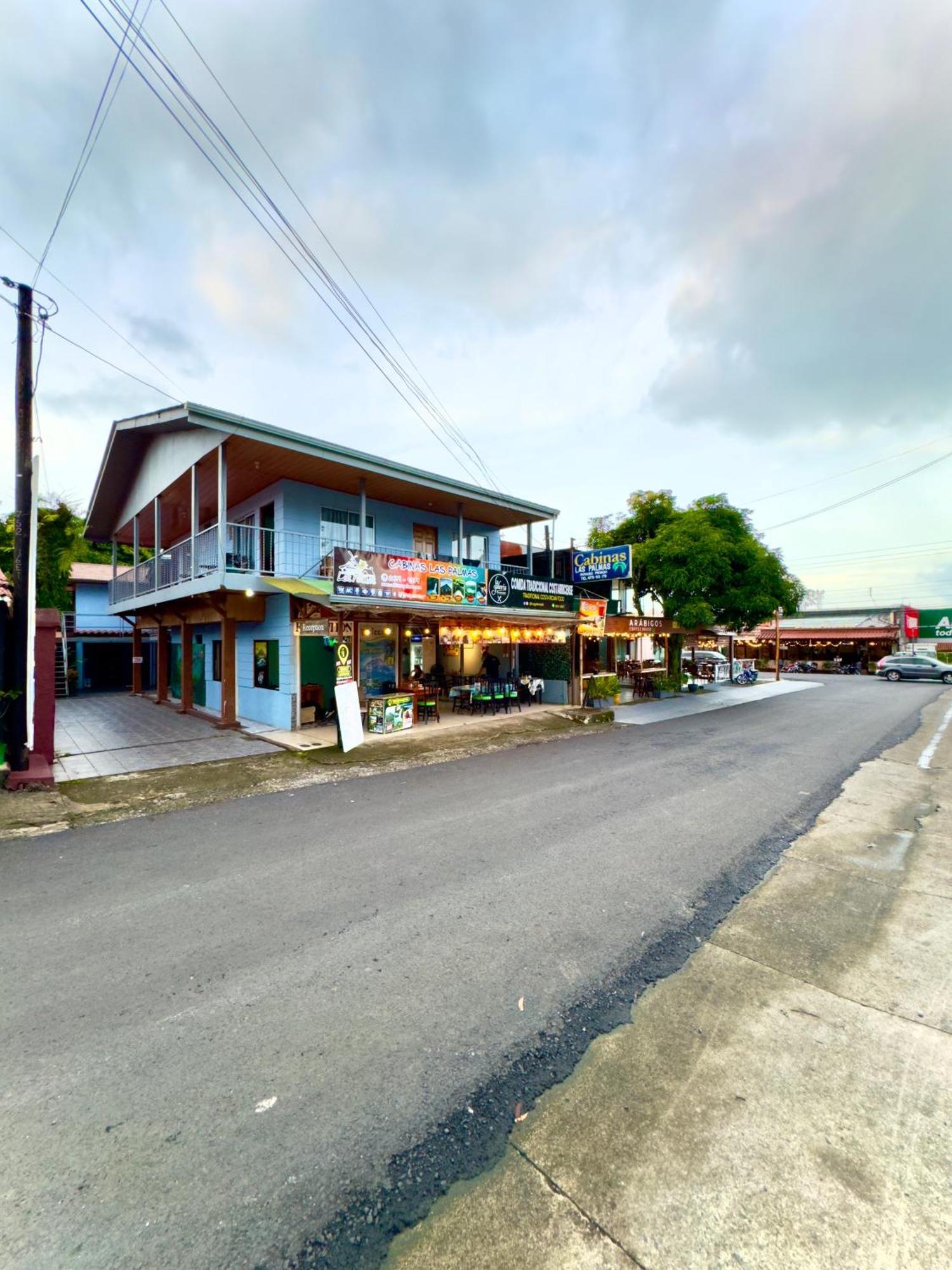 Cabinas Las Palmas Del Sol La Fortuna Exteriör bild