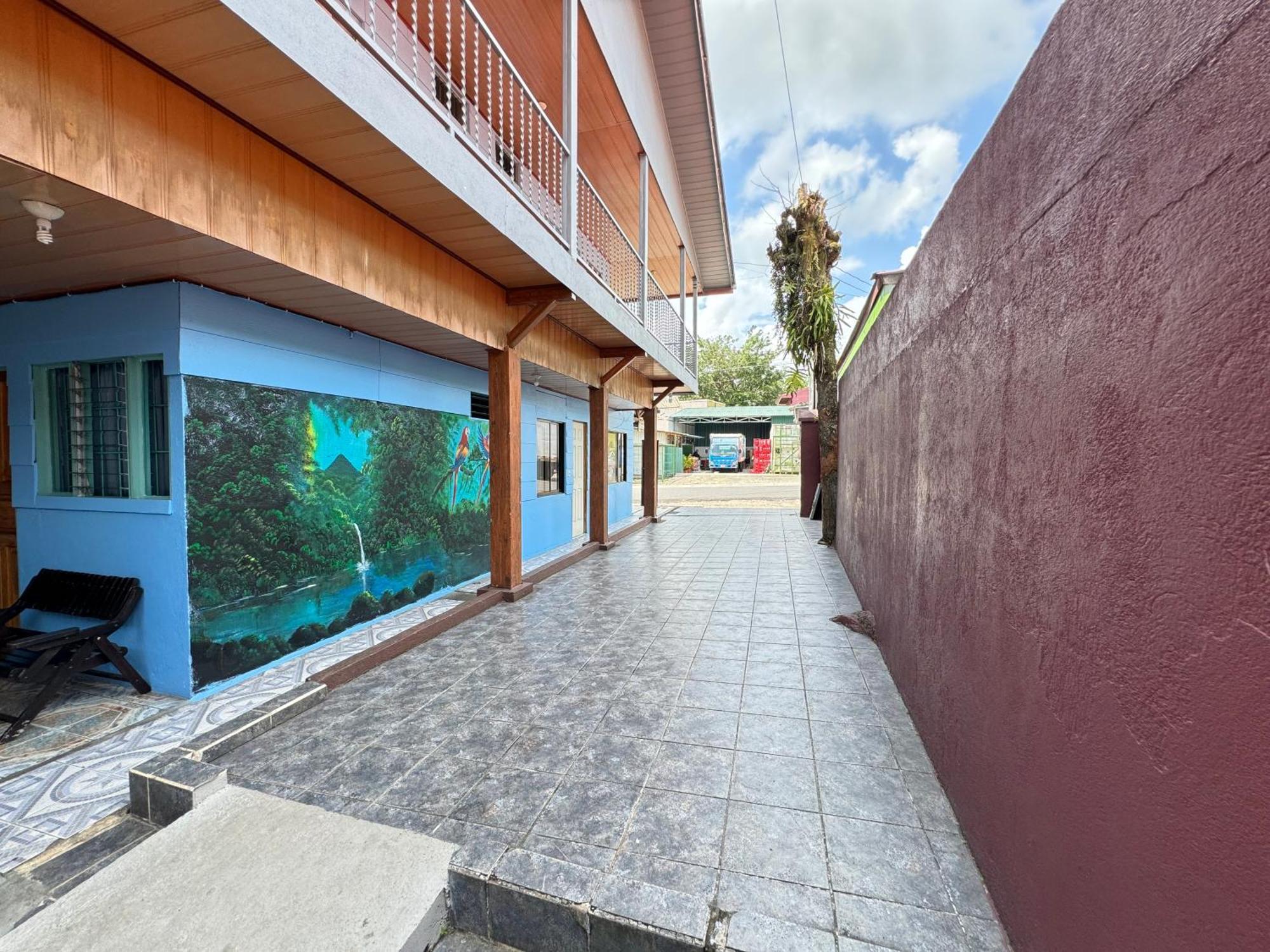 Cabinas Las Palmas Del Sol La Fortuna Exteriör bild